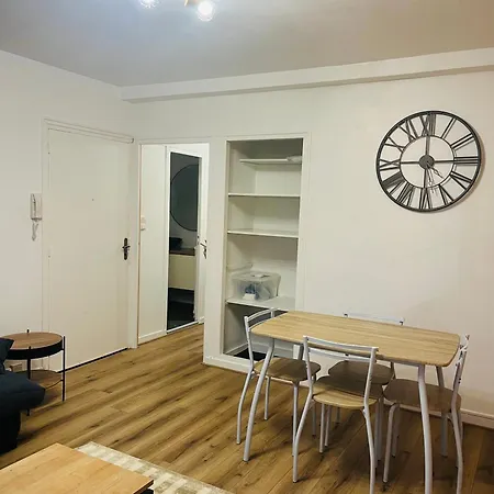 Appartement La Pupille De La Nation D'aurillac, 4 Pers, Wifi Aurillac